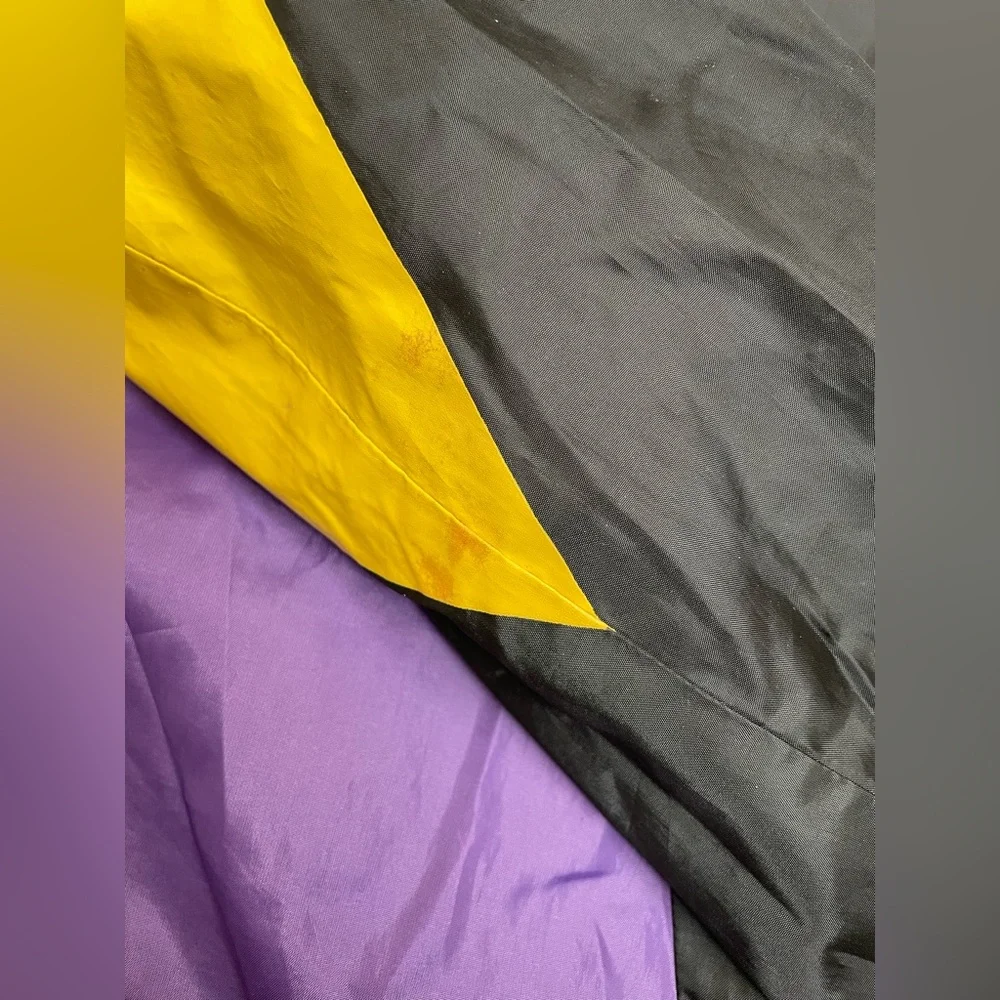 MTV Retro Zip-Up Windbreaker - Picture 11 of 13